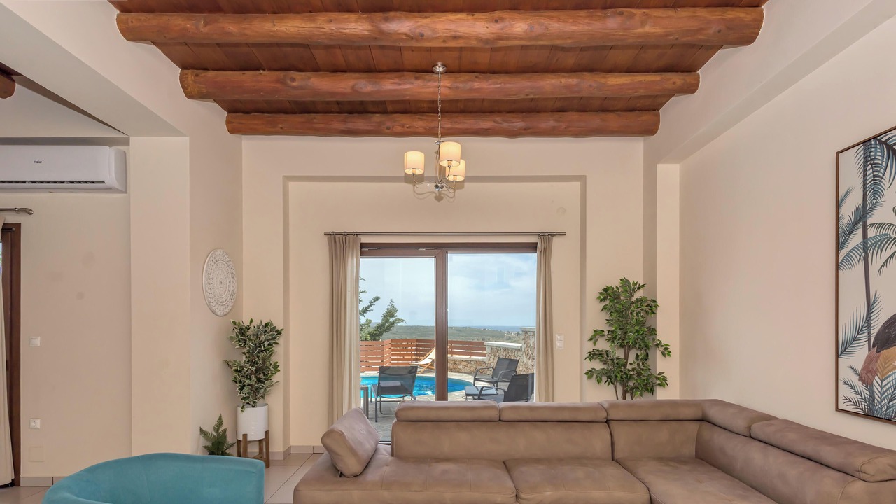 Photo of Livingroom in Makhairoi