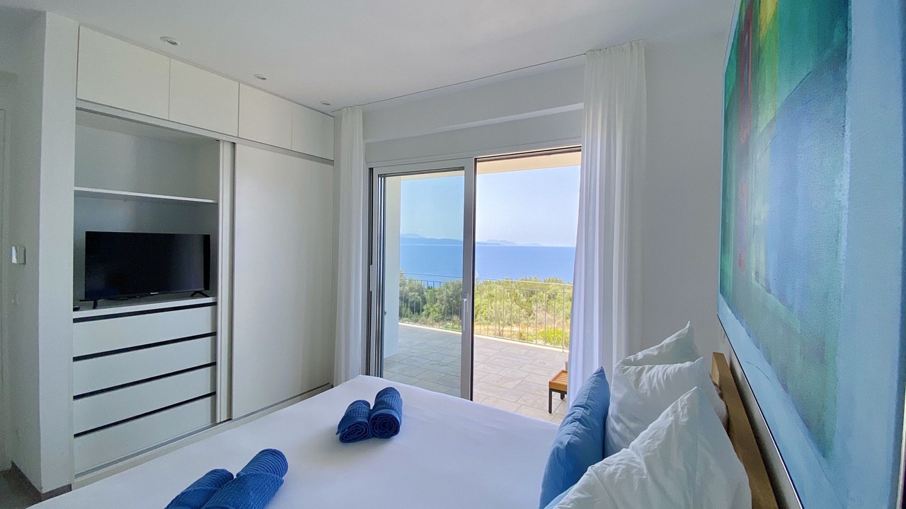 Photo of Bedroom in Evgiros