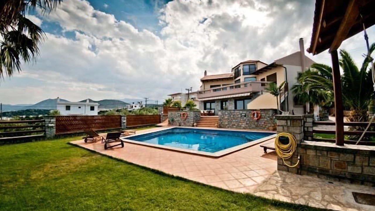 Photo of Outdoor in Katsikia