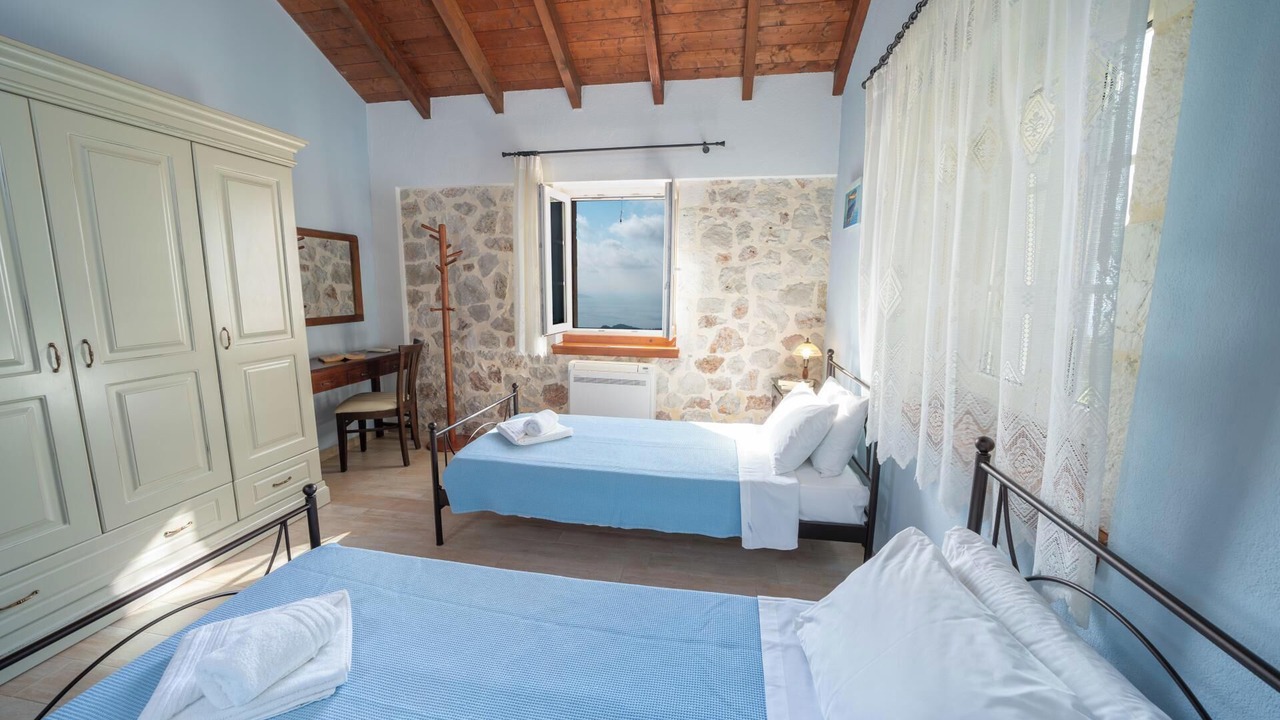 Photo of Bedroom in Assos