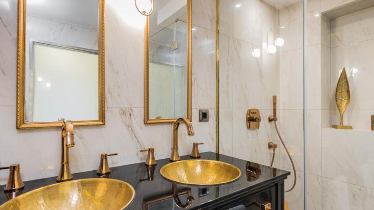 Photo of Bathroom in Gaitanion