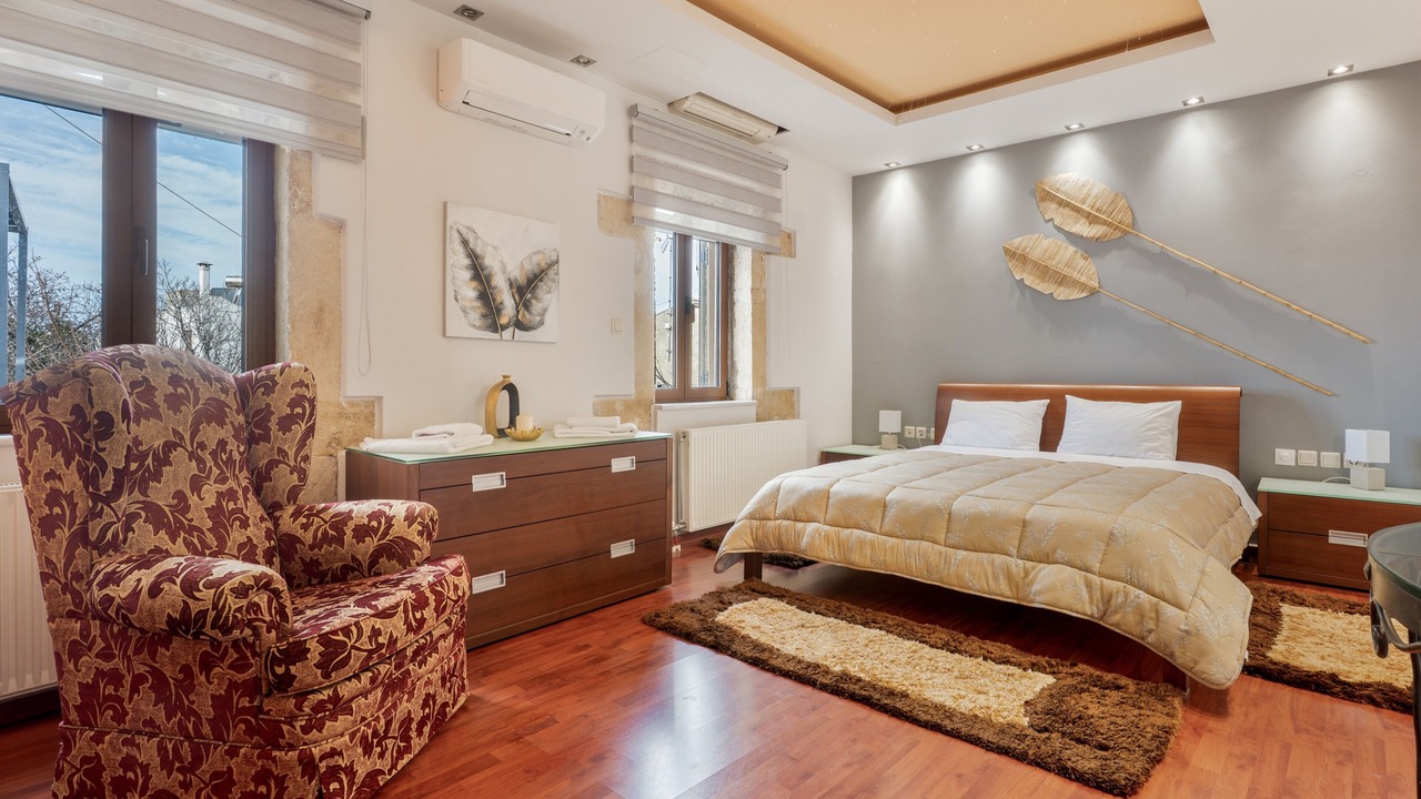 Photo of Bedroom in Monopari