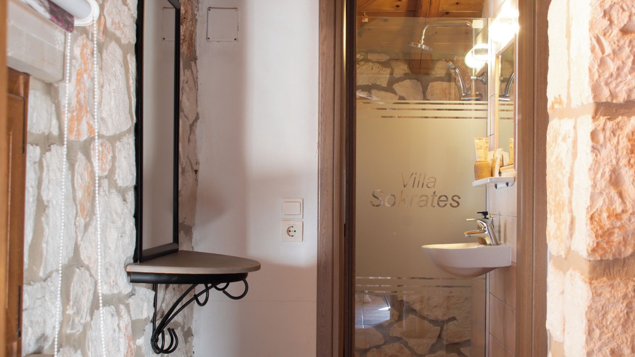 Photo of Bathroom in Xirokastello