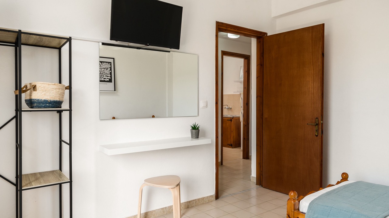 Photo of Bedroom in Ipsos