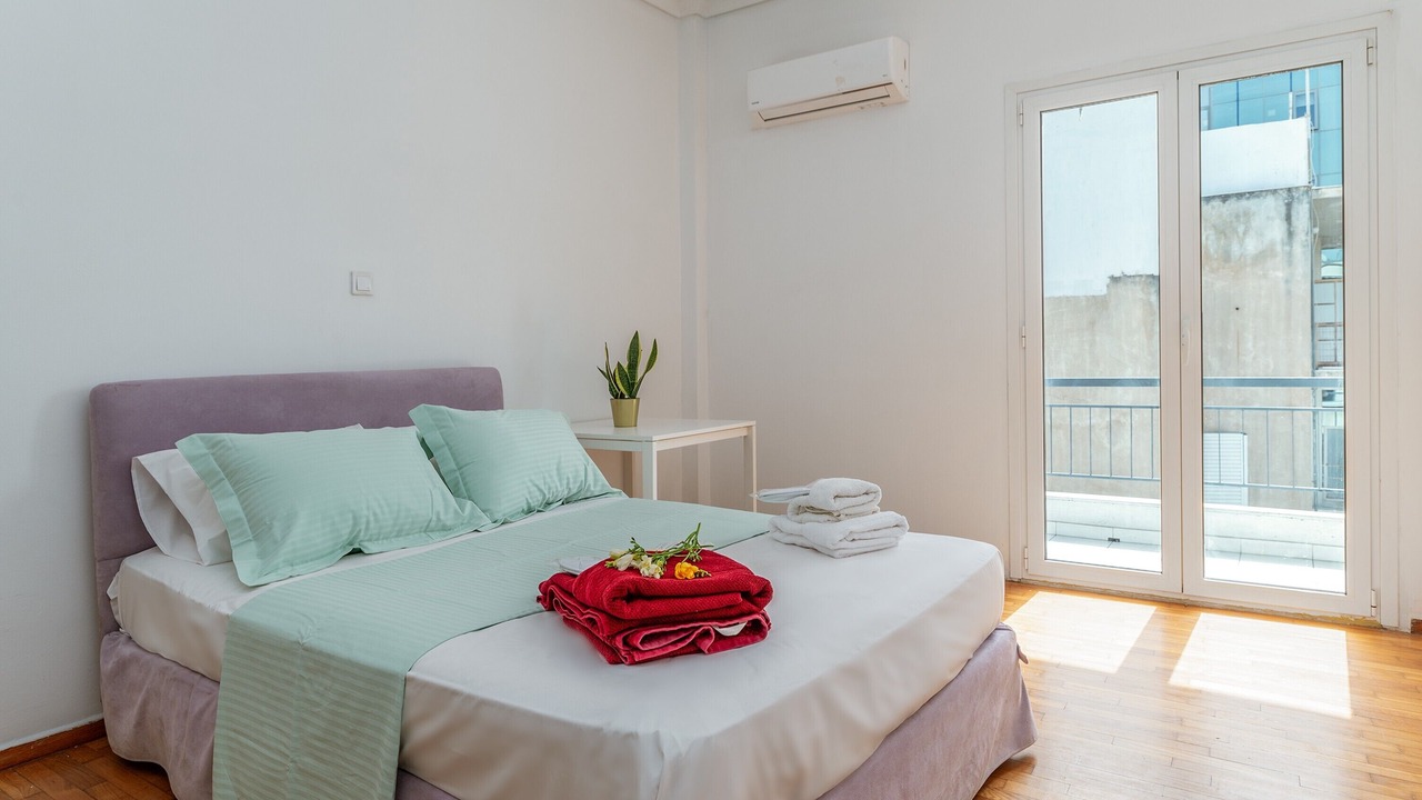 Photo of Bedroom in Kallithea