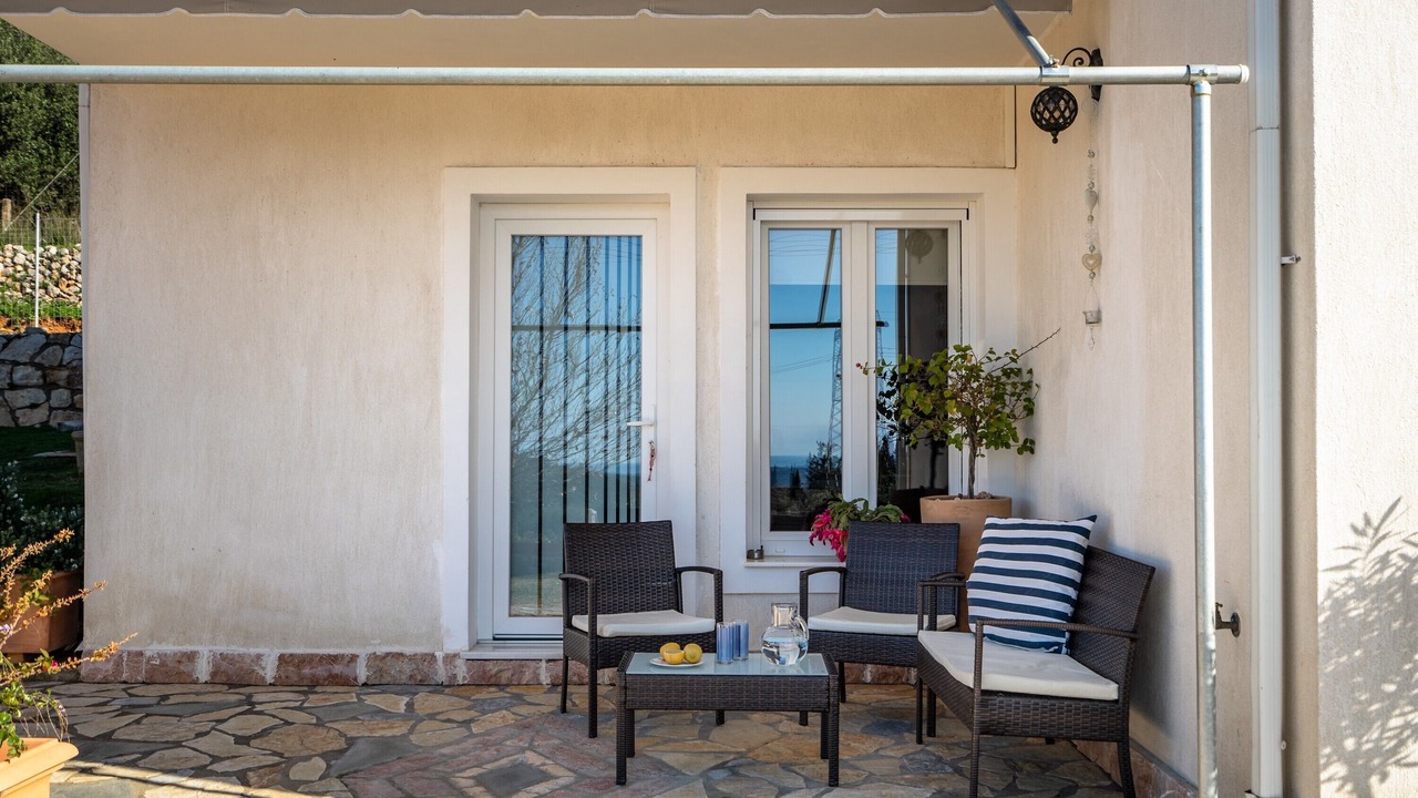Photo of Patio Balcony in Faraklata