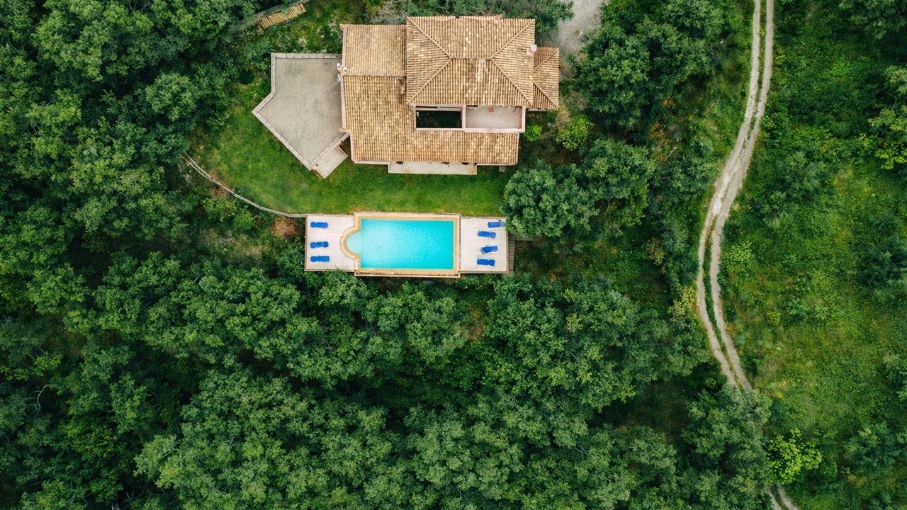 Photo of Outdoor in Perama