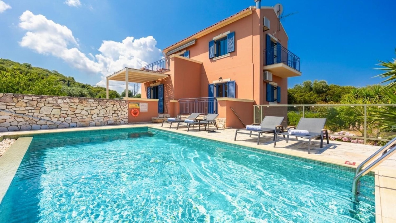 Photo of Outdoor in Mesovounia