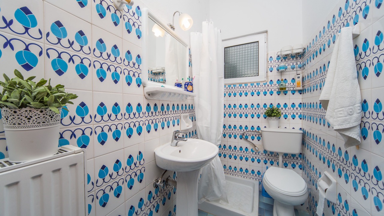Photo of Bathroom in Lefkimmi