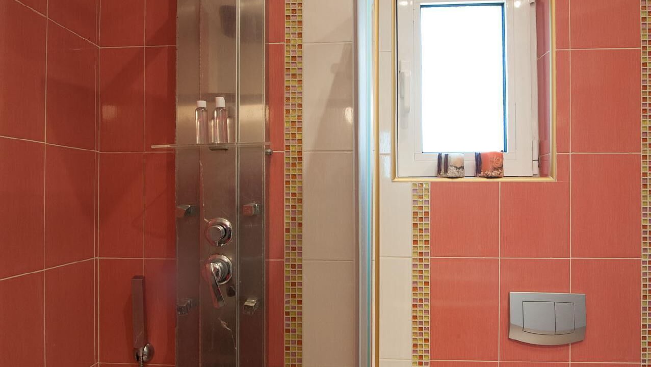 Photo of Bathroom in Mathes