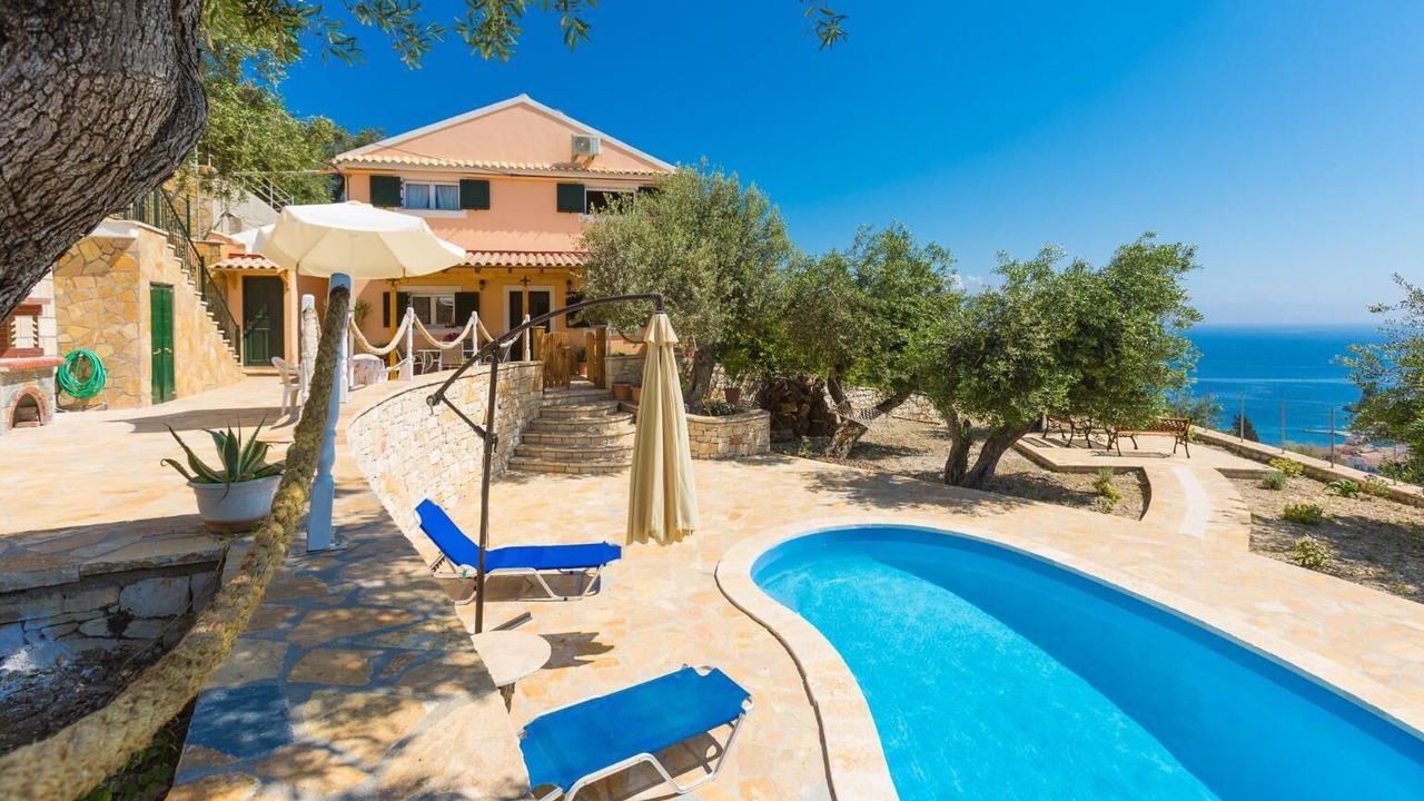 Photo of Outdoor in Koutsi