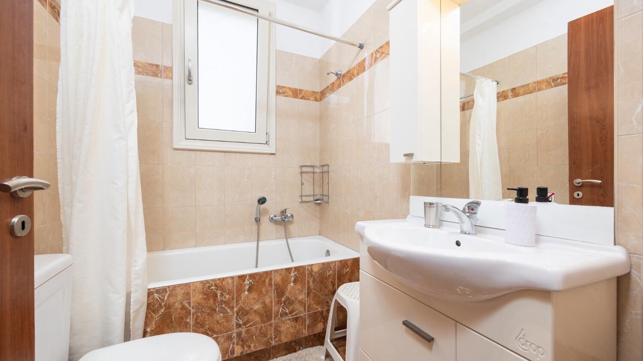 Photo of Bathroom in Gerani