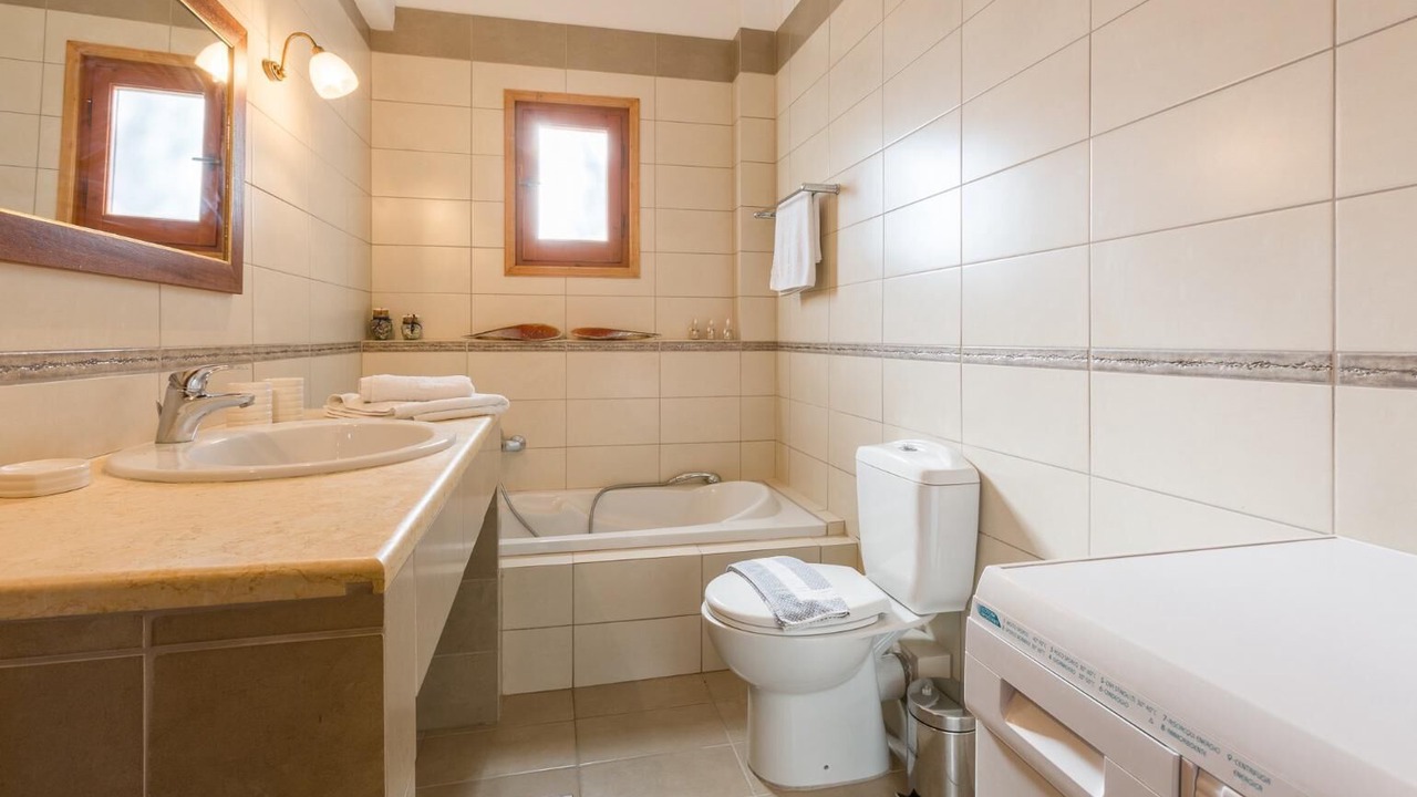 Photo of Bathroom in Nisaki