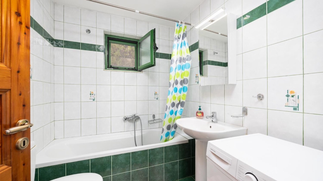 Photo of Bathroom in Paxos