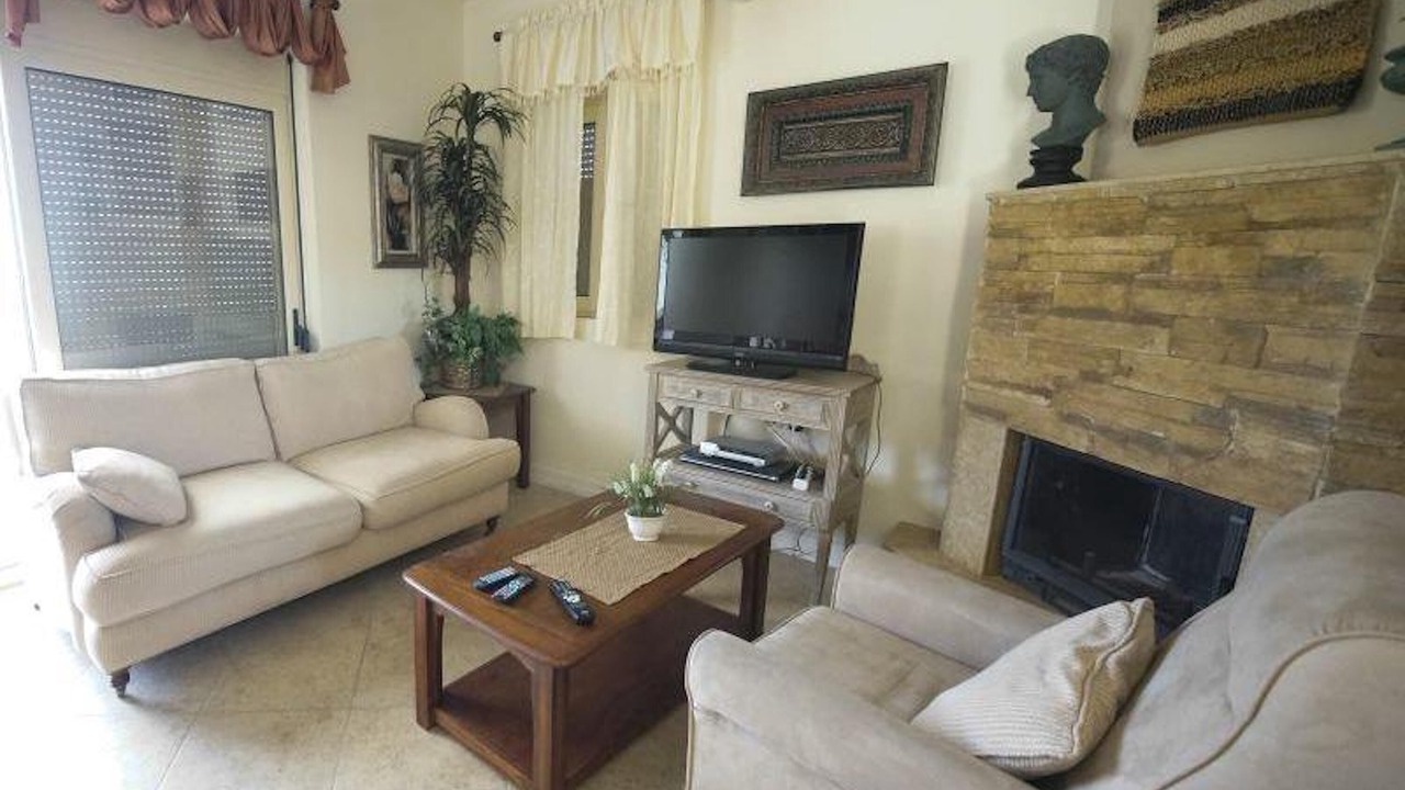 Photo of Livingroom in Adele