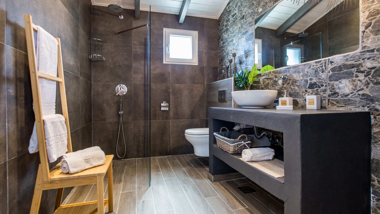 Photo of Bathroom in Limenaria