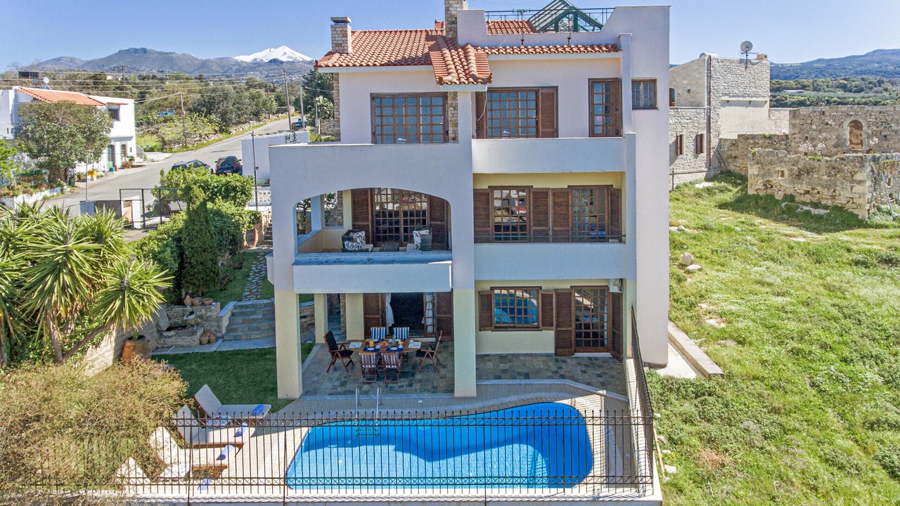 Photo of Outdoor in Margarites