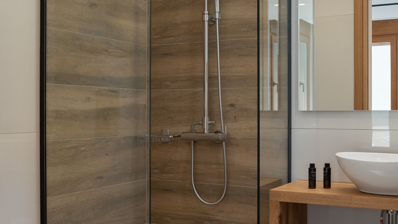 Photo of Bathroom in Prines
