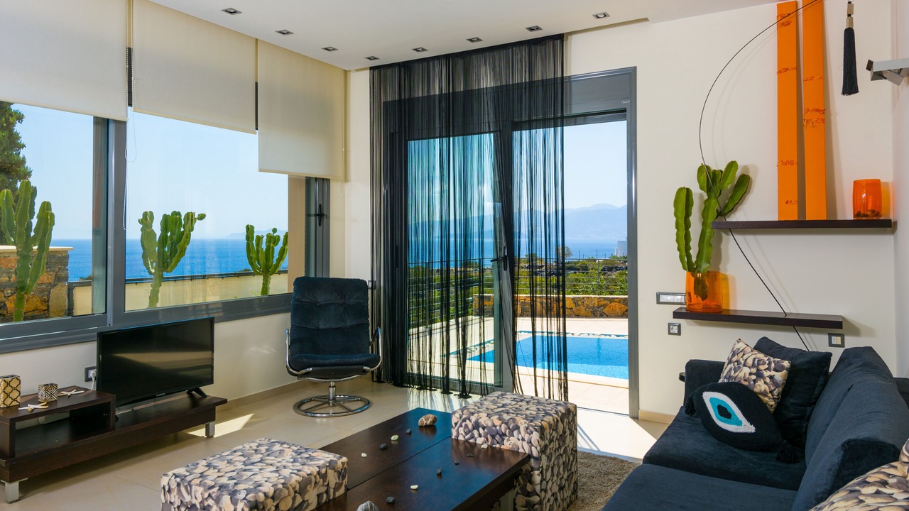 Photo of Livingroom in Elounda