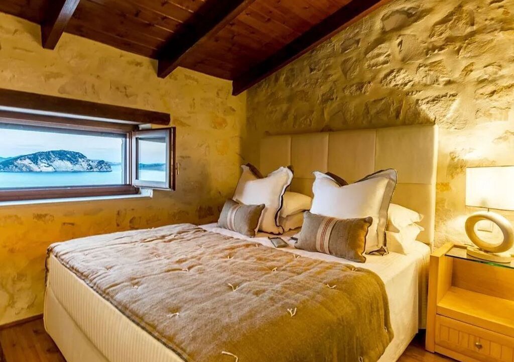 Photo of Bedroom in Marathias