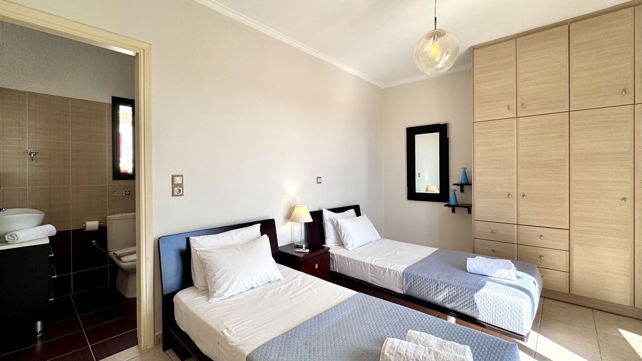 Photo of Bedroom in Karavados