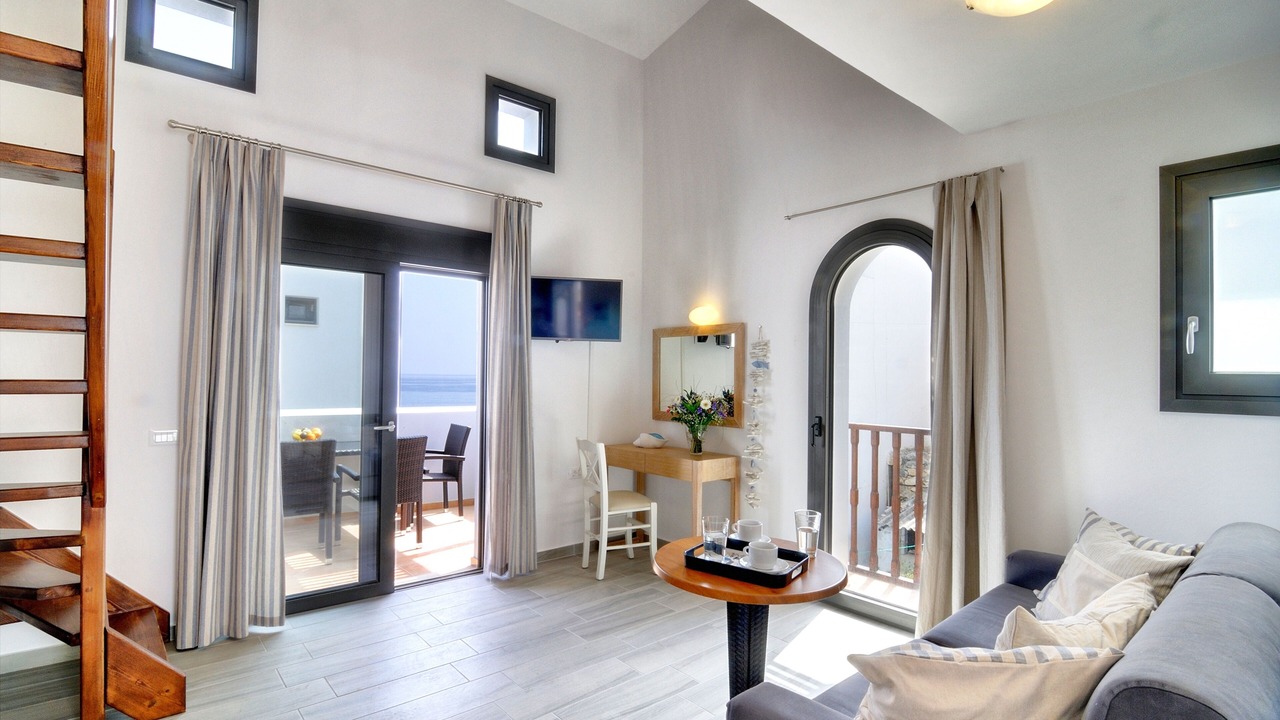 Photo of Livingroom in Mirtos