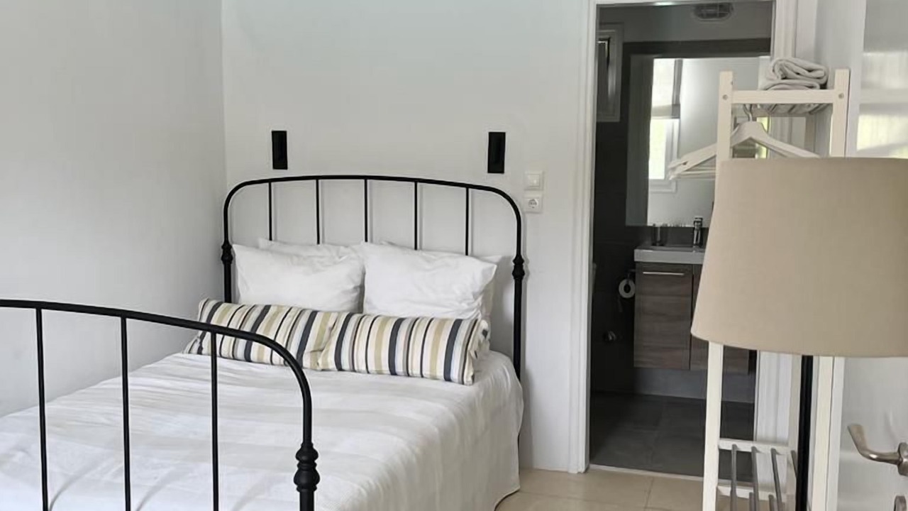 Photo of Bedroom in Saronida