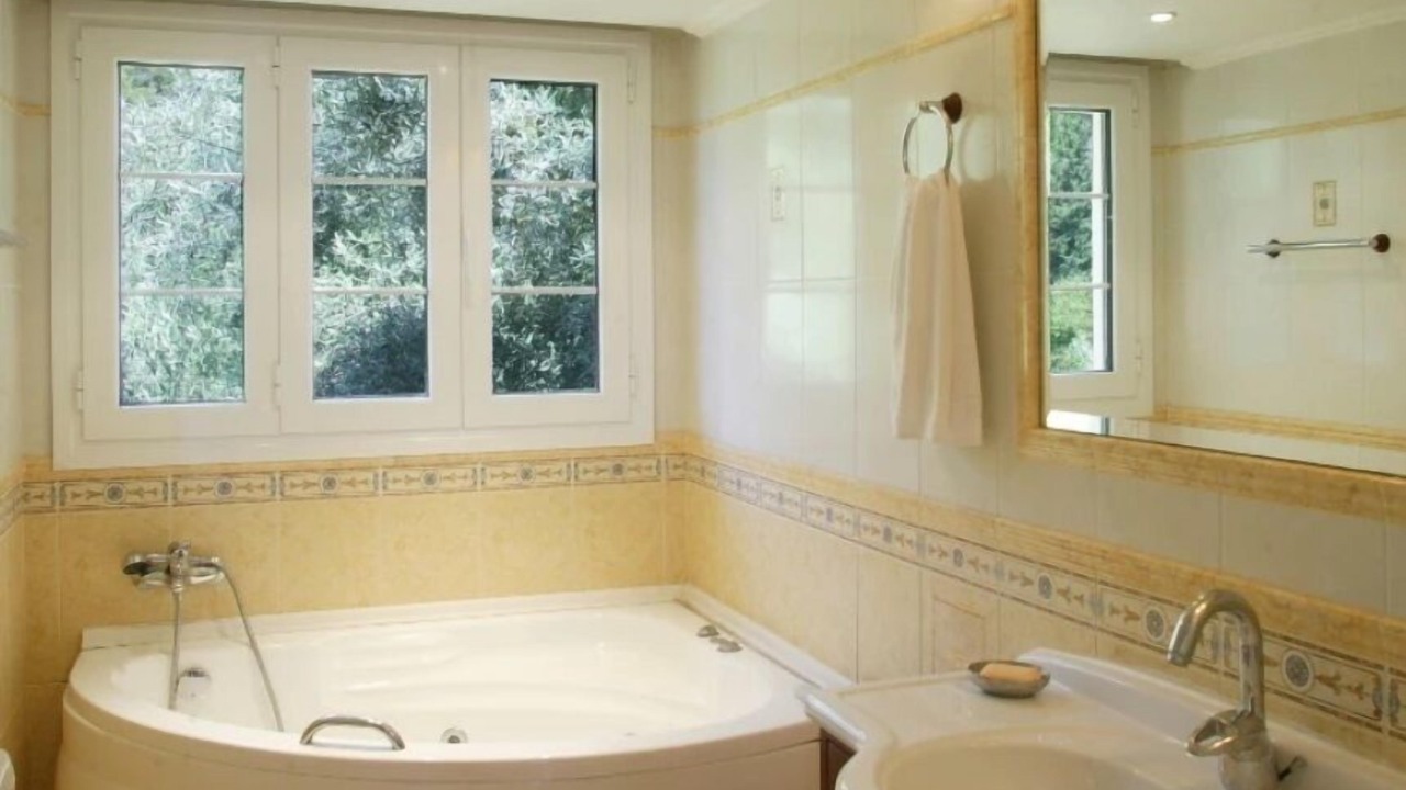 Photo of Bathroom in Agios Nikitas