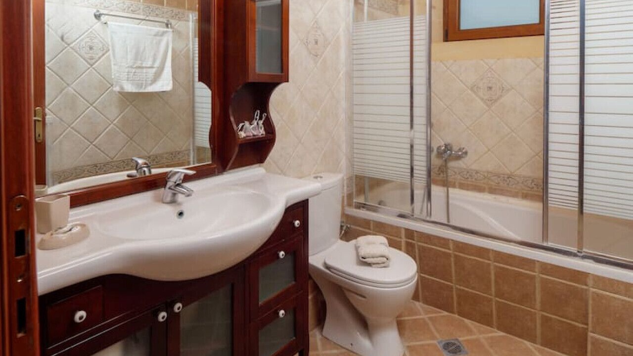 Photo of Bathroom in Asteri