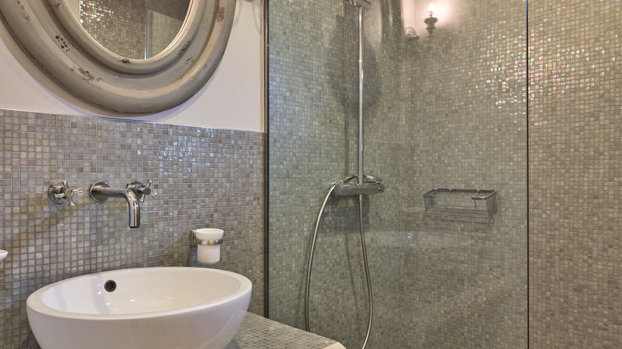 Photo of Bathroom in Elation
