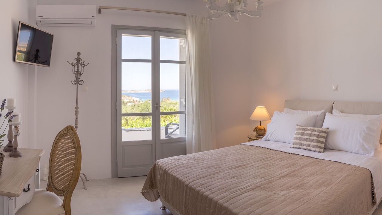 Photo of Bedroom in Nea Cryssi Akti