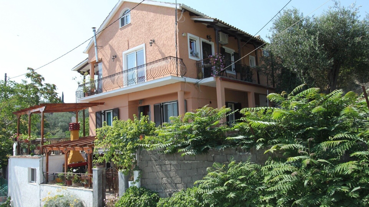 Photo of Others in Gaios