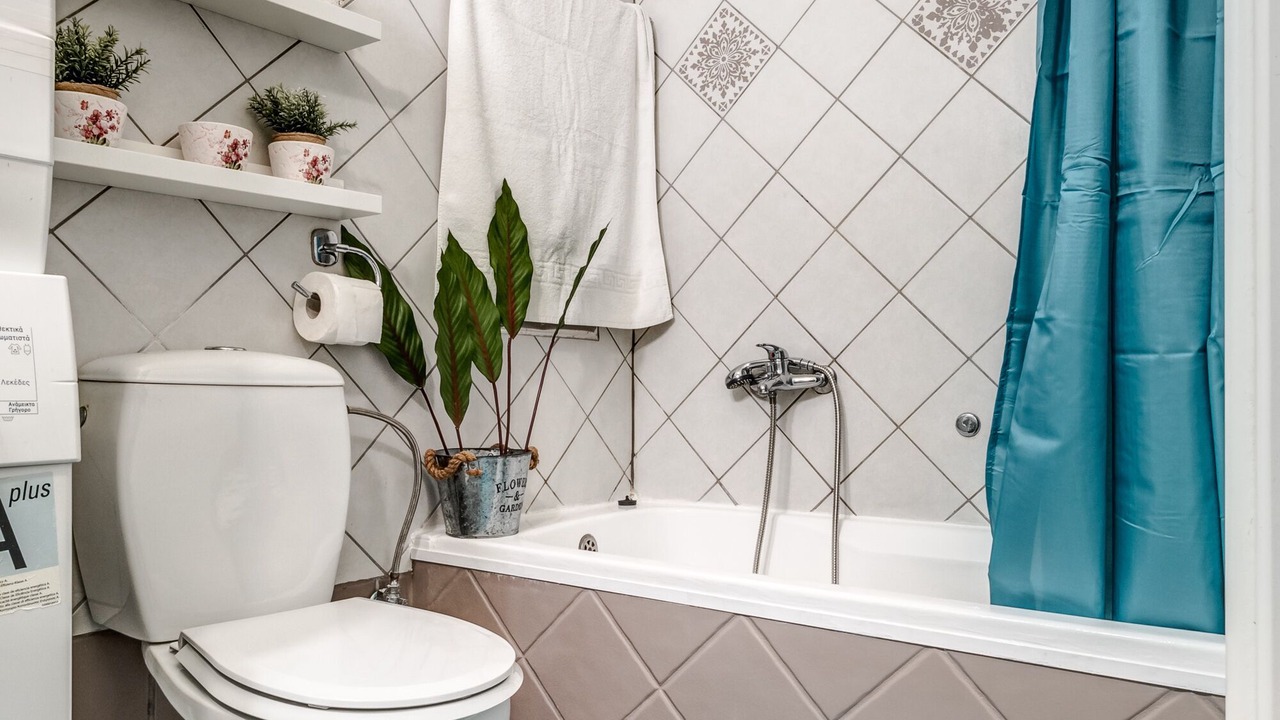 Photo of Bathroom in Old Town
