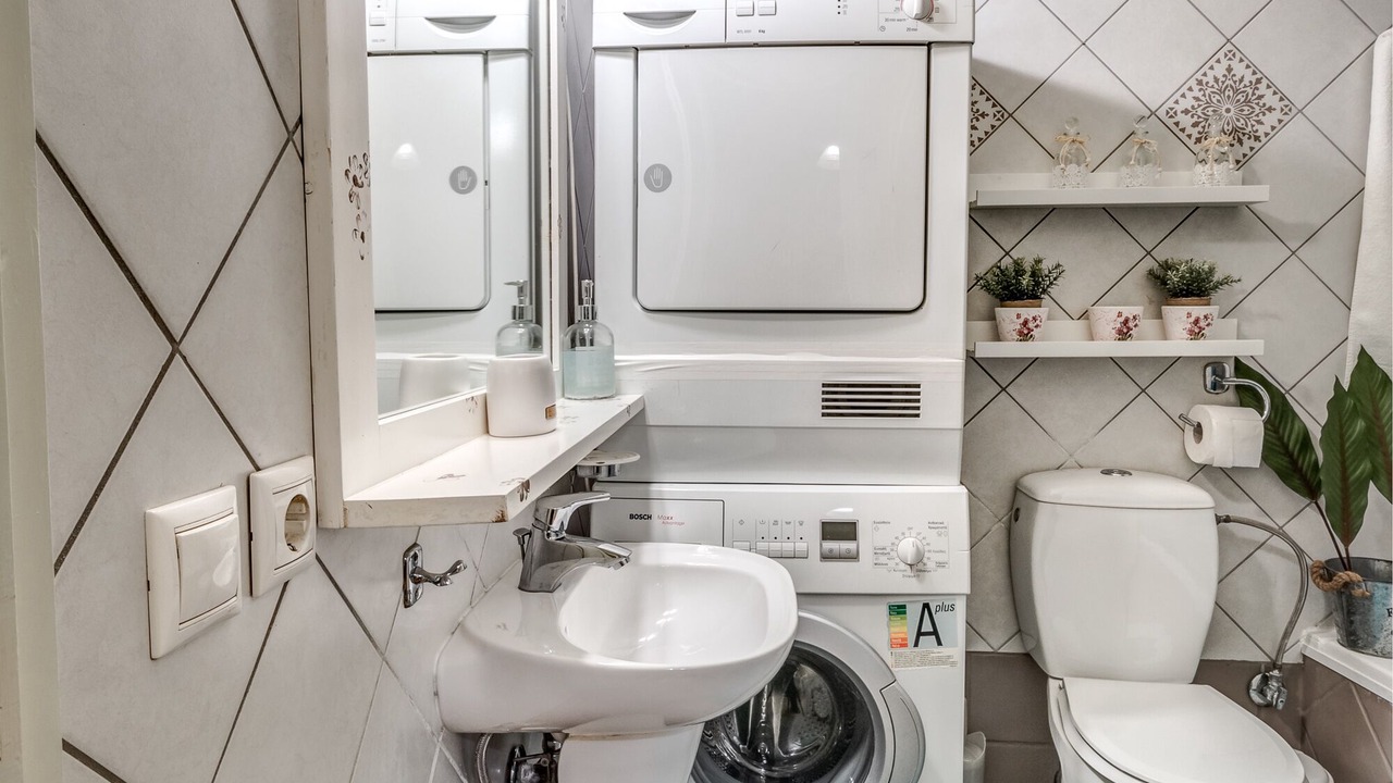 Photo of Bathroom in Old Town