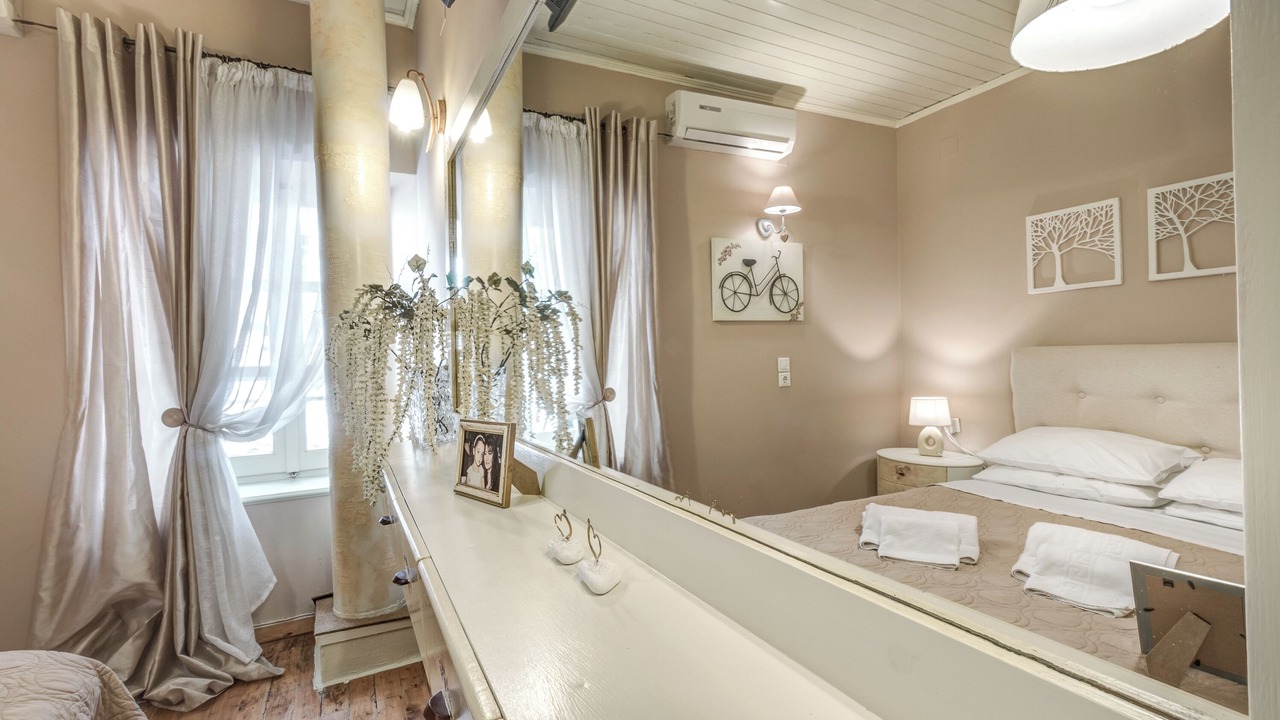 Photo of Bedroom in Old Town