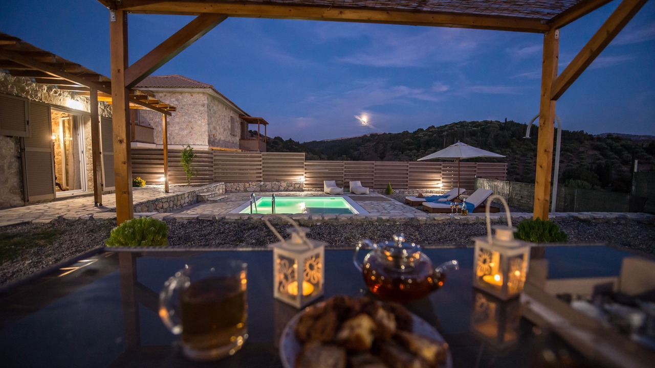 Photo of Patio Balcony in Peratia
