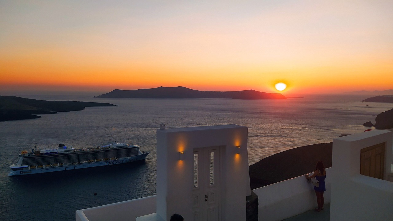 Photo of Others in Fira