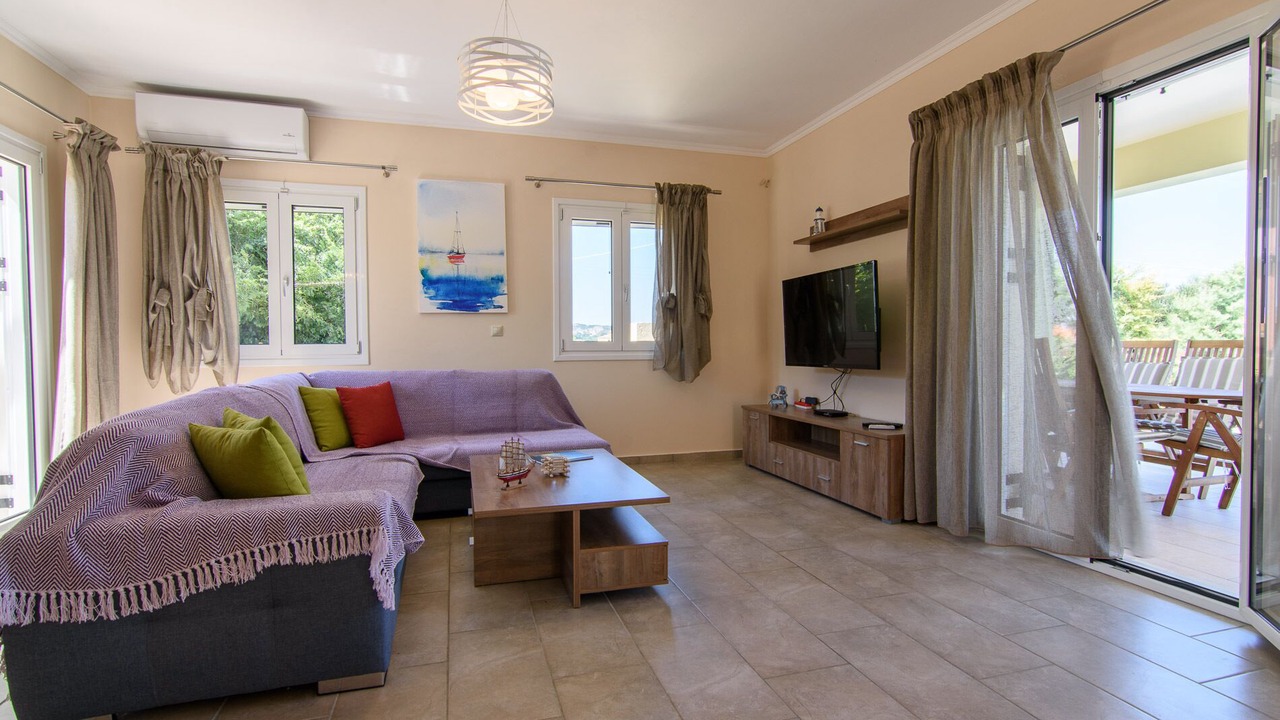 Photo of Livingroom in Paliki