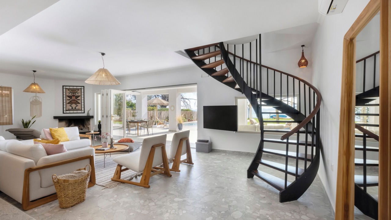 Photo of Livingroom in Dirfys-Messapia
