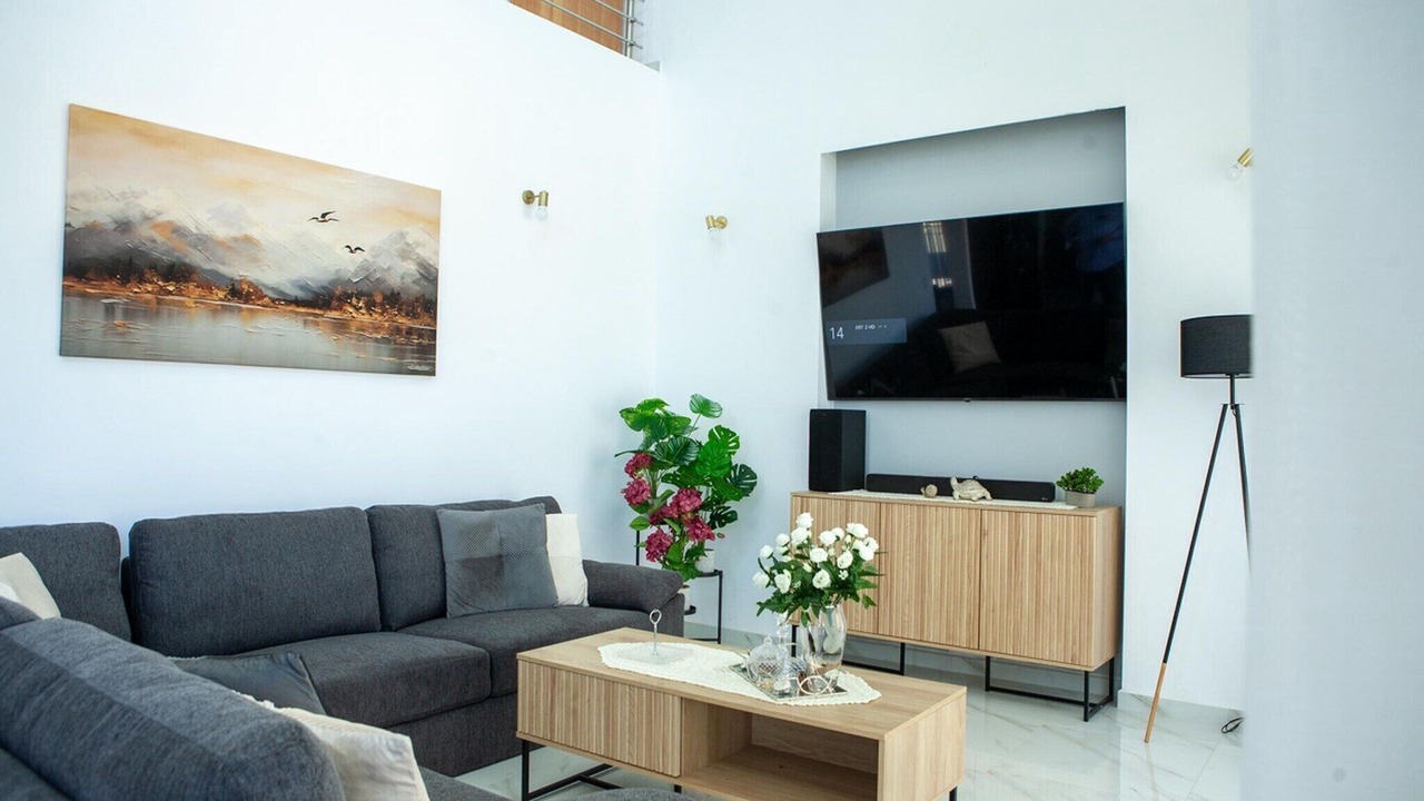 Photo of Livingroom in Gouvai