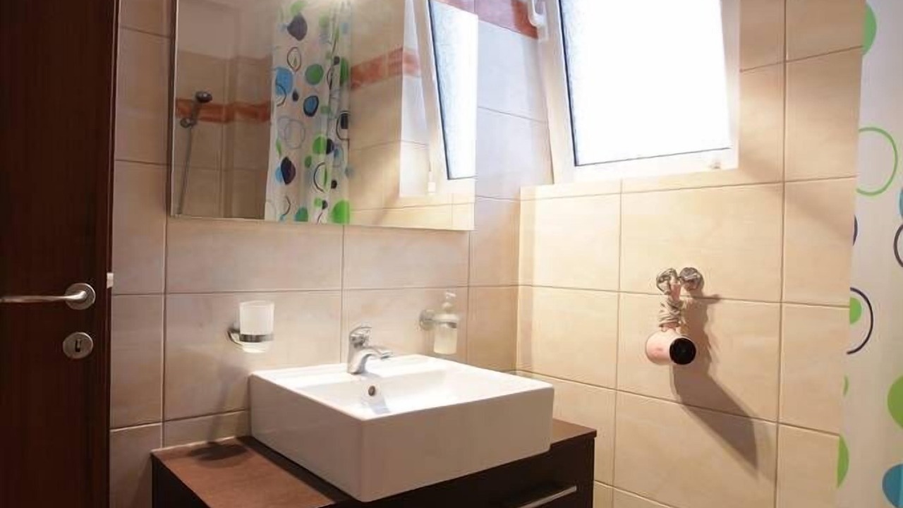 Photo of Bathroom in Aliverion