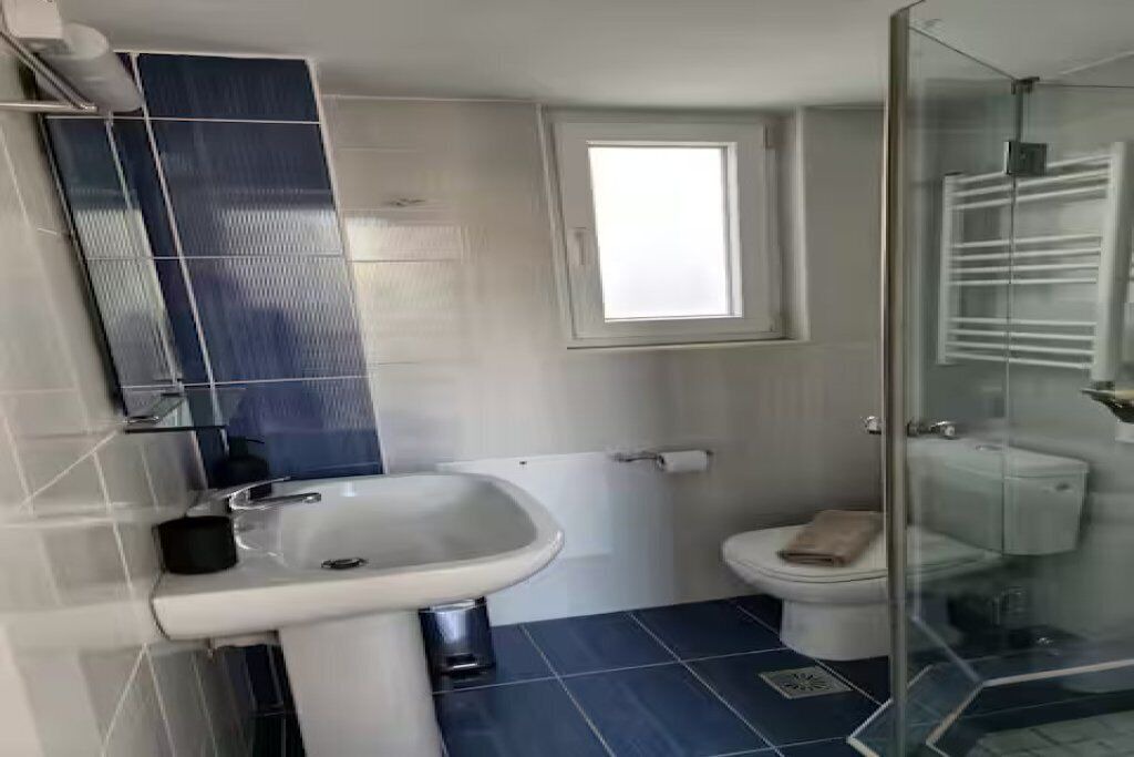 Photo of Bathroom in Mirtos