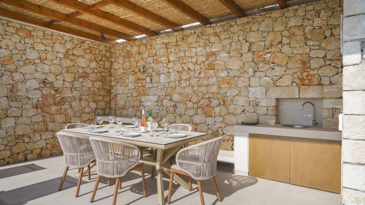 Photo of Outdoor in Mariou