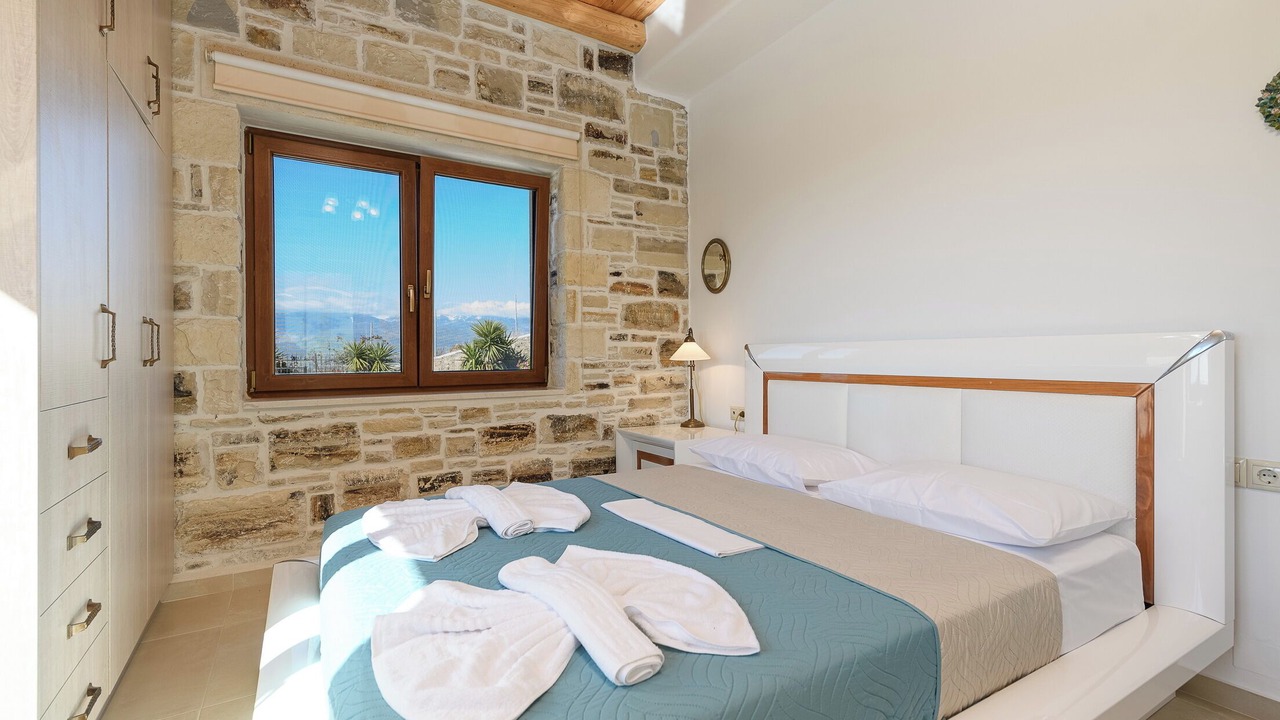 Photo of Bedroom in Faistos