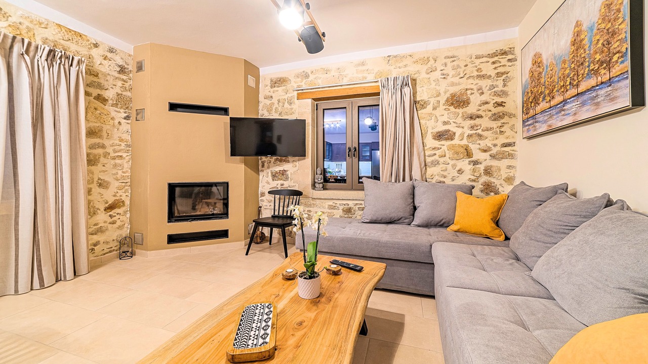 Photo of Livingroom in Agia Paraskevi
