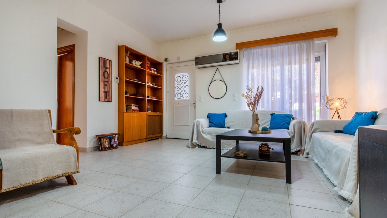 Photo of Livingroom in Petaloudes