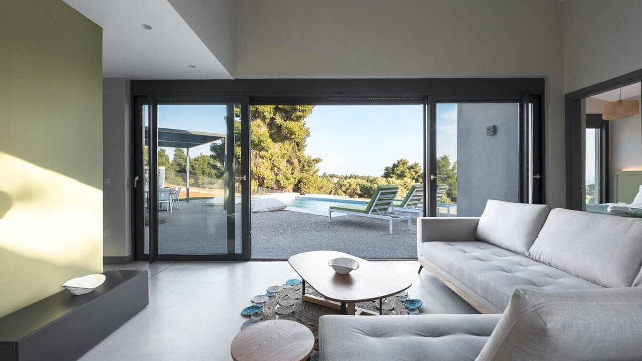 Photo of Livingroom in Sithonia