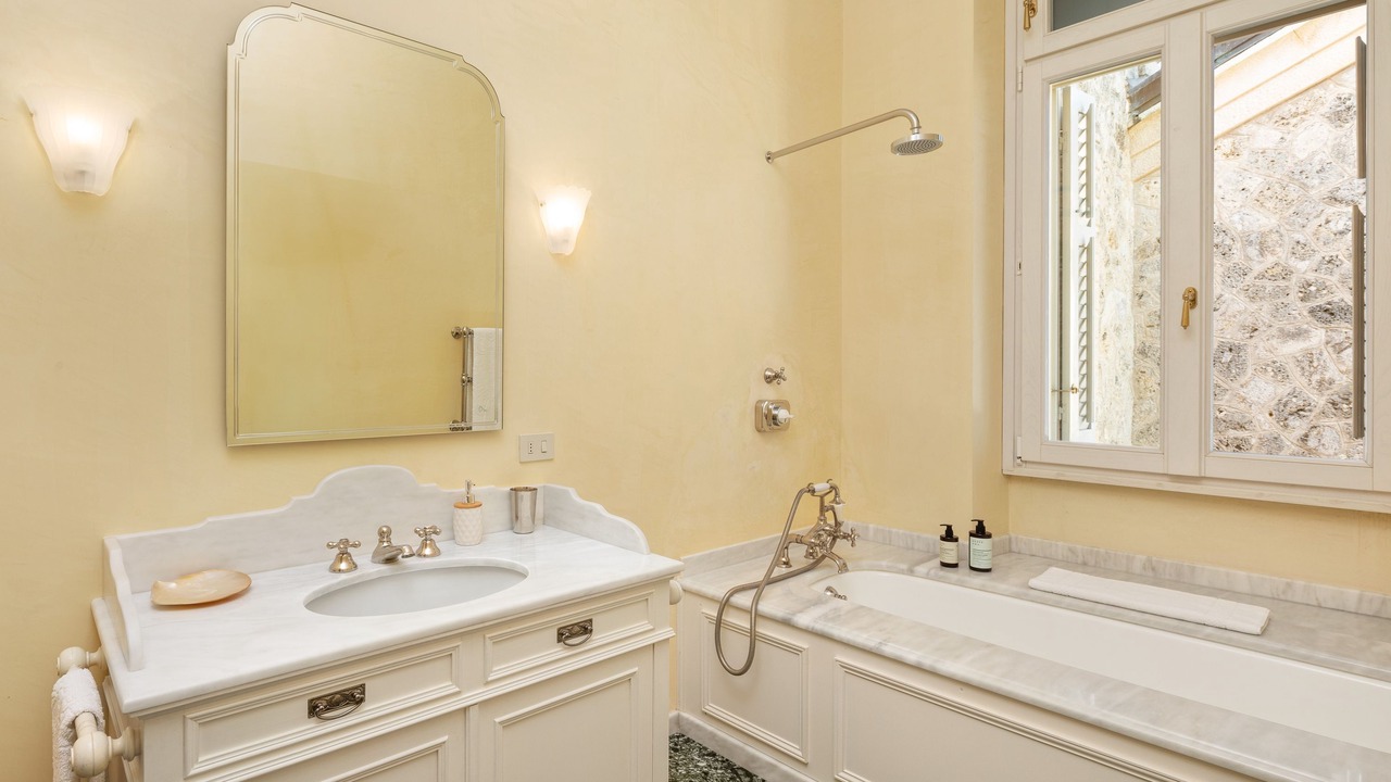 Photo of Bathroom in Doukades