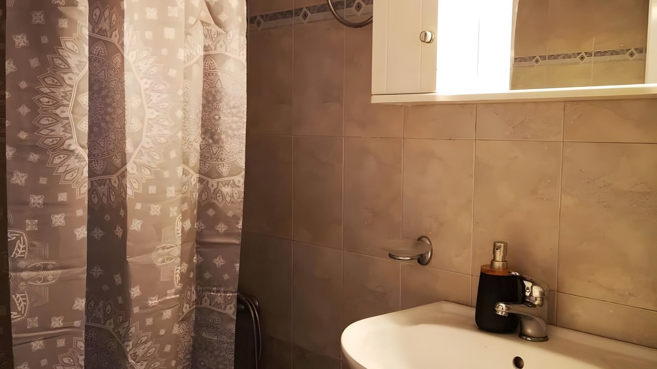 Photo of Bathroom in Lefktro