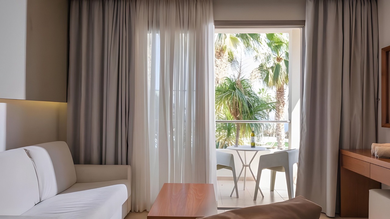 Photo of Livingroom in Malia